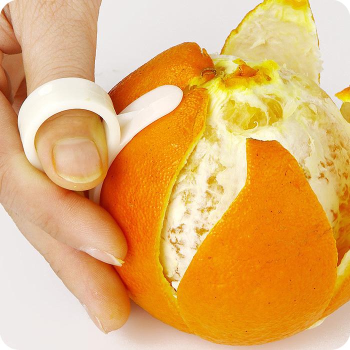 Plastic Fruit & Orange Peeler