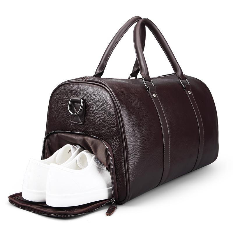 International Traveler Premium Leather Duffle Bag