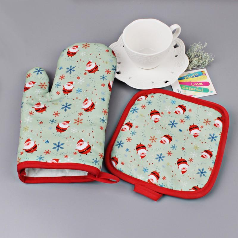 Limited Edition Christmas Baking Glove & Insulation Mat